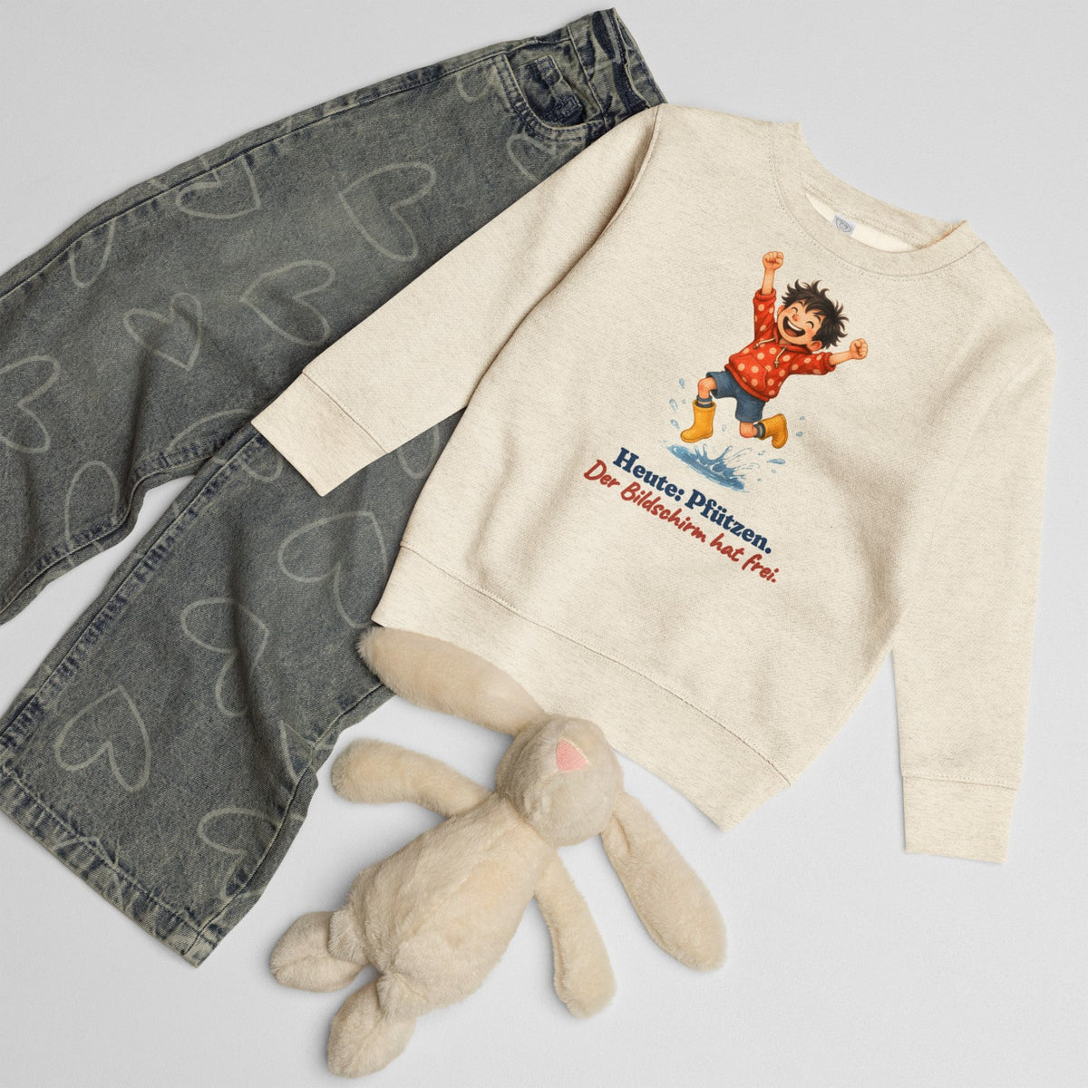 Heute: Pfützen. Der Bildschirm hat frei. — Kinder-Sweatshirt – Produktfoto