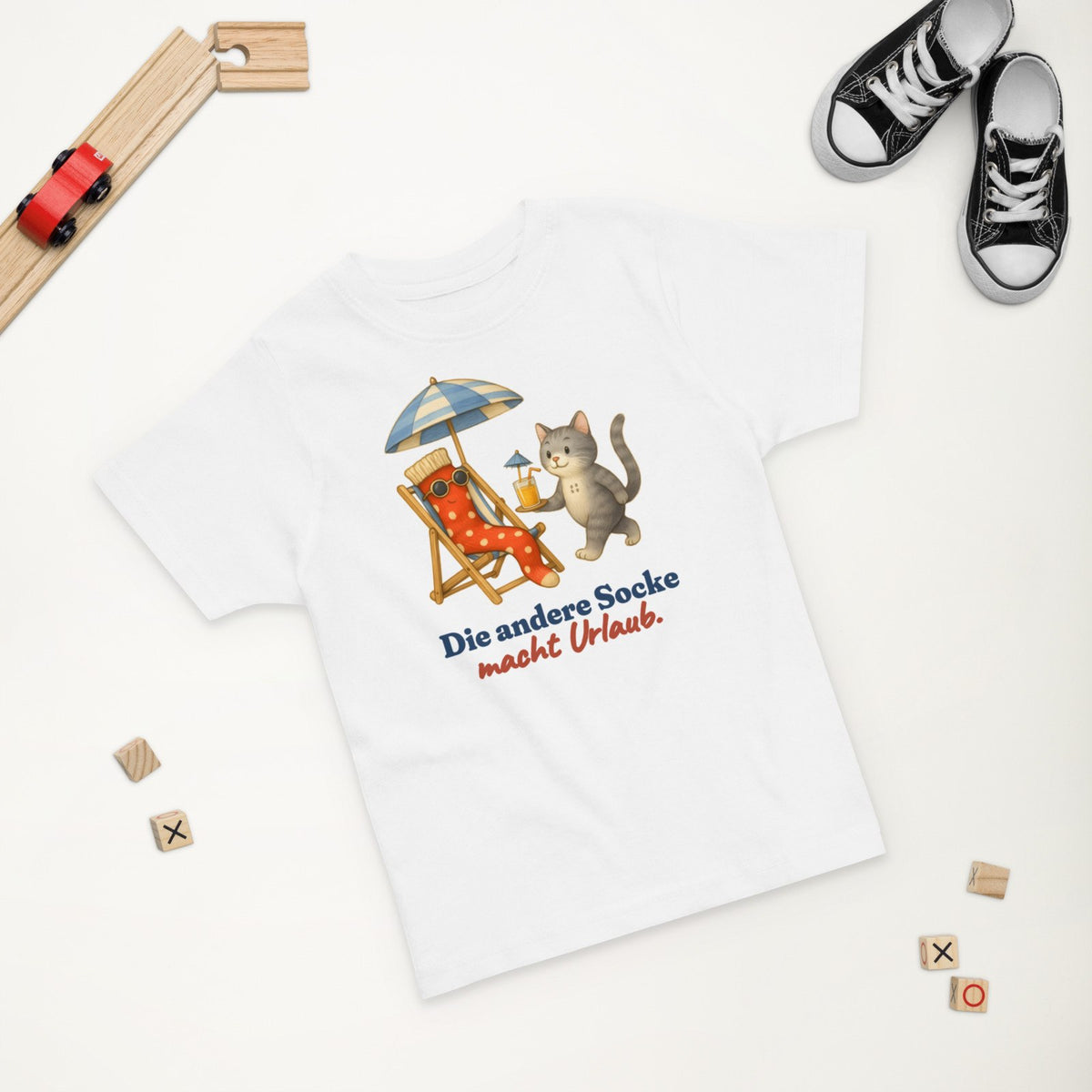 Die andere Socke macht Urlaub. — Kleinkind-Shirt – Produktfoto