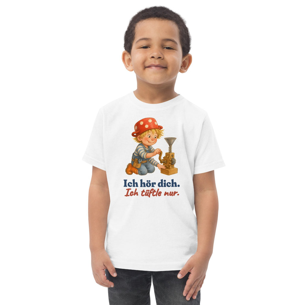 Ich hör dich. Ich tüftle nur. — Kleinkind-Shirt – Produktfoto