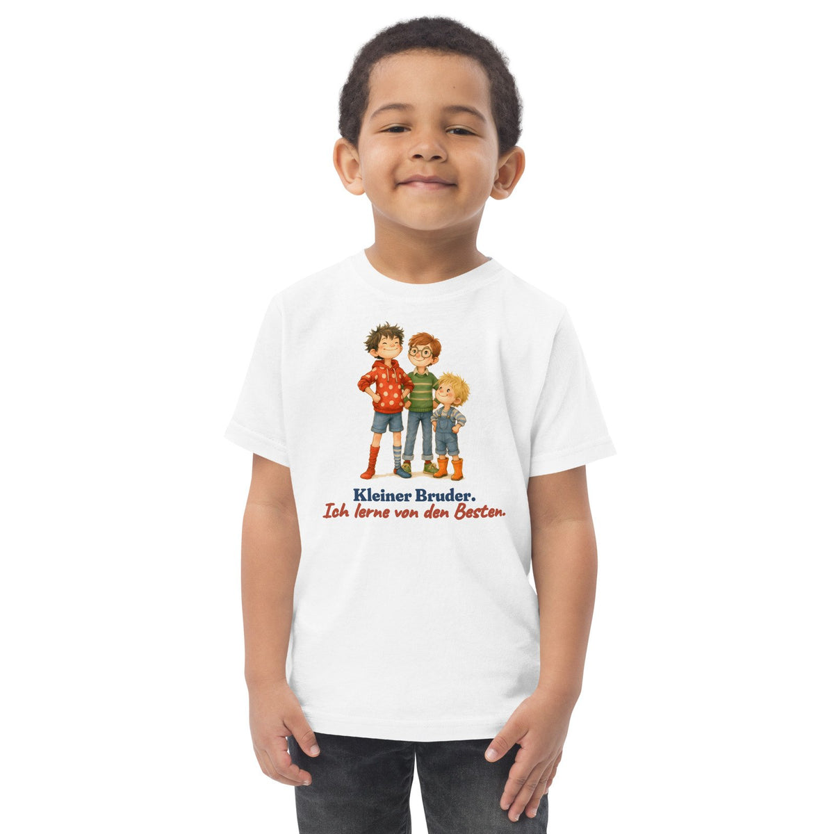 Kleiner Bruder. Ich lerne von den Besten. — Kleinkind-Shirt – Produktfoto