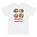 Knopf war zuerst da. — Kleinkind-Shirt – Produktfoto