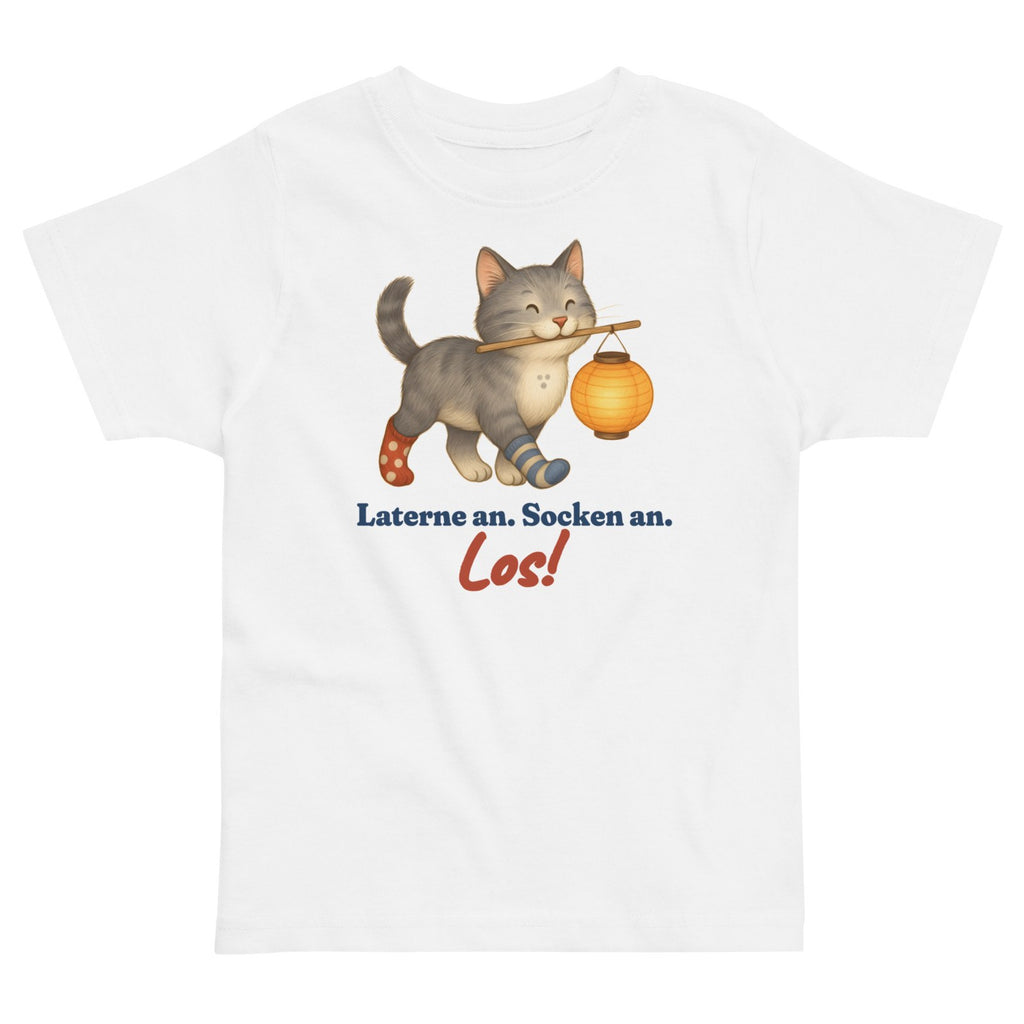 Laterne an. Socken an. Los! — Kleinkind-Shirt – Produktfoto