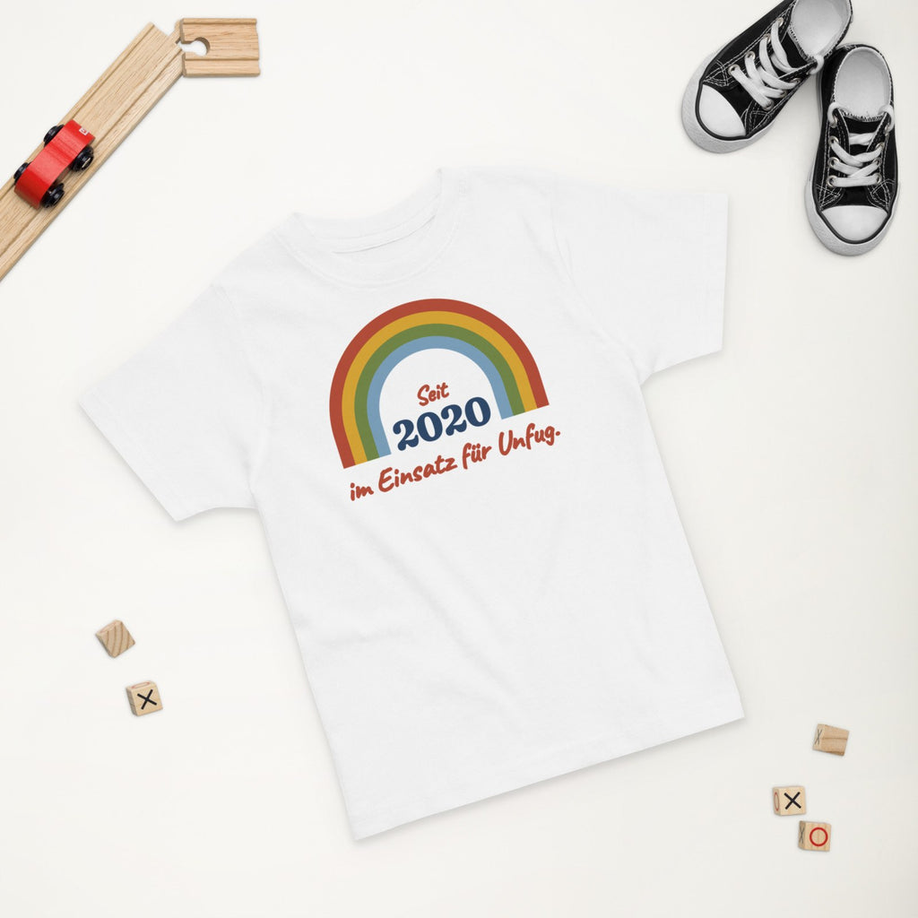 Seit 2020 im Einsatz für Unfug. — Kleinkind-Shirt – Produktfoto
