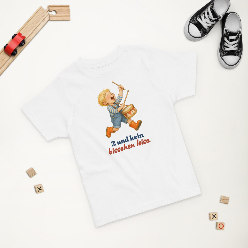 Geburtstagszahl und kein bisschen leise. — Kleinkind-Shirt – Produktfoto