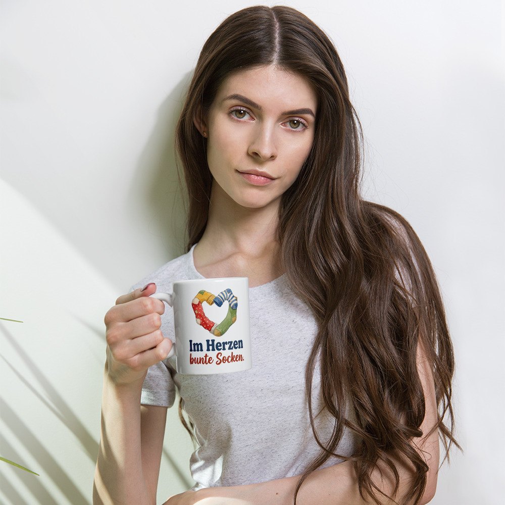 Im Herzen bunte Socken. — Tasse – Produktfoto